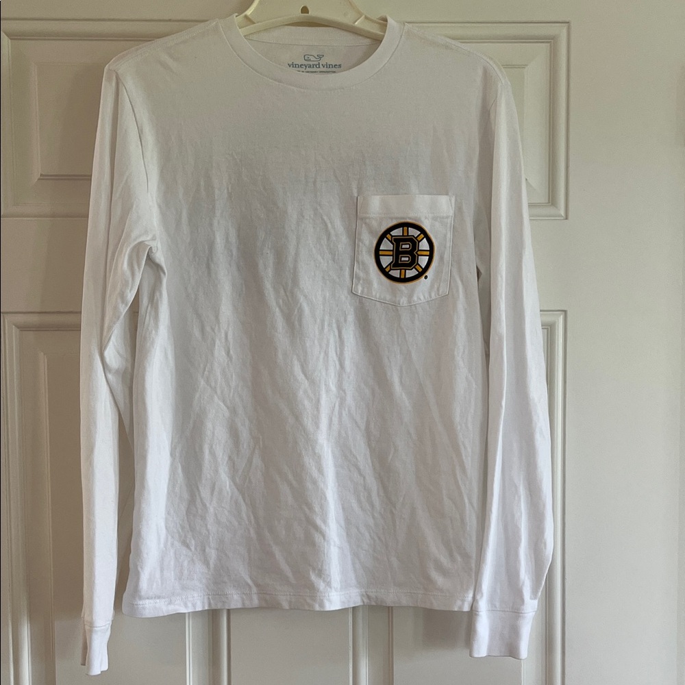 Vineyard Vines NHL Boston Bruins White Long Sleeve Tee, Size XS
